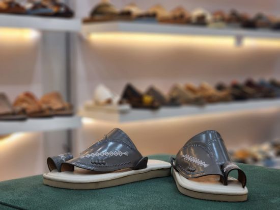 صورة شرقي مطرز مديل و74